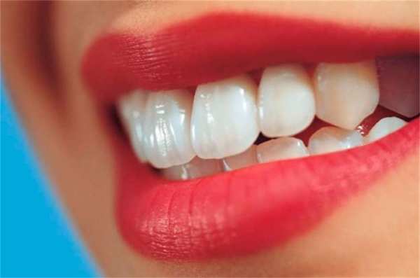 چگونه زردی دندان را از بین ببریم