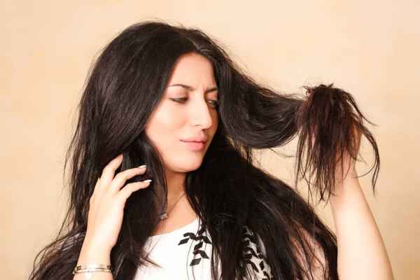 علل و درمان موی چرب به روش خانگی