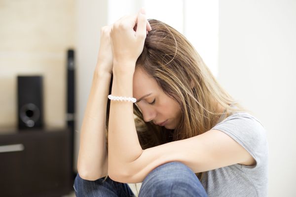 دلایل و علائم افسردگی در زنان