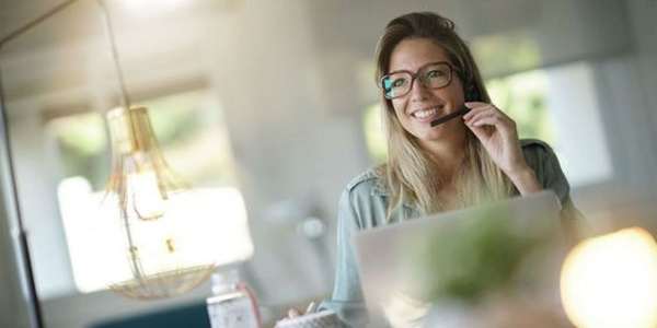 صحبت تلفنی با مشتری برای متقاعد کردن آنها 1 - نحوه صحبت تلفنی با مشتری برای متقاعد کردن آنها