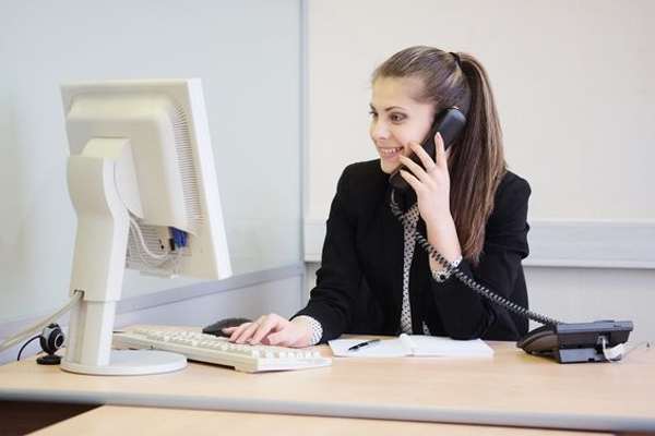 صحبت تلفنی با مشتری برای متقاعد کردن آنها 3 - نحوه صحبت تلفنی با مشتری برای متقاعد کردن آنها