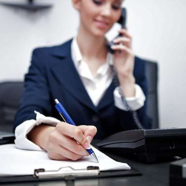 صحبت تلفنی با مشتری برای متقاعد کردن آنها 4 - نحوه صحبت تلفنی با مشتری برای متقاعد کردن آنها